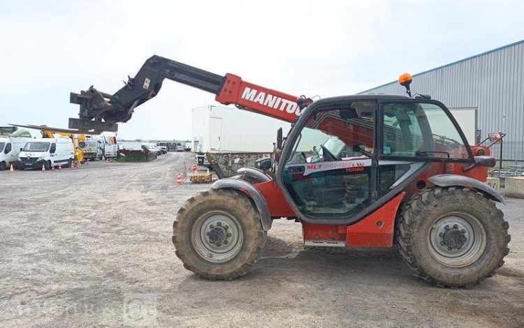 MANITOU CHARIOT TELESCOPIQUE MLT741-120LSU DIESEL 5,9M – 4,1 TONNES – 1124 H – AN 2009  263430