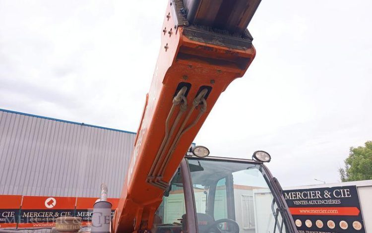 MANITOU CHARIOT TELESCOPIQUE MLT741-120LSU DIESEL 5,9M – 4,1 TONNES – 1124 H – AN 2009  263430
