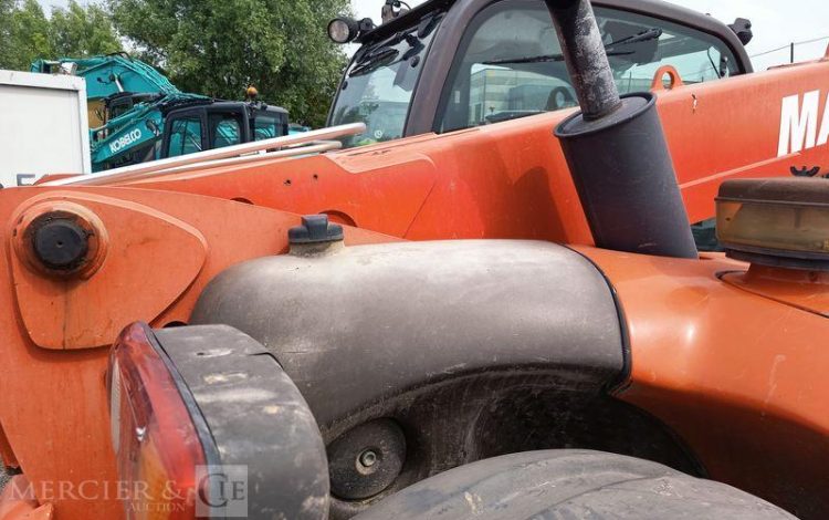 MANITOU CHARIOT TELESCOPIQUE MLT741-120LSU DIESEL 5,9M – 4,1 TONNES – 1124 H – AN 2009  263430
