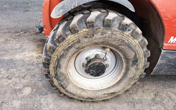 MANITOU CHARIOT TELESCOPIQUE MLT741-120LSU DIESEL 5,9M – 4,1 TONNES – 1124 H – AN 2009  263430
