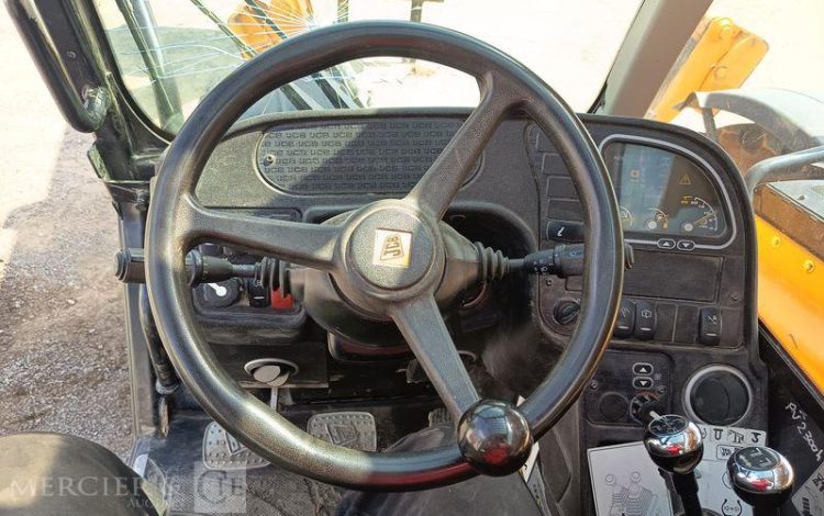JCB CHARIOT TELESCOPIQUE 535V125 – DIESEL –  3,5 T – 12,27 M – 2226 HEURES – AN 2018  34358