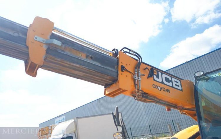 JCB CHARIOT TELESCOPIQUE 535V125 – DIESEL –  3,5 T – 12,27 M – 2226 HEURES – AN 2018  34358