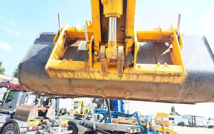 JCB CHARIOT TELESCOPIQUE 535V125 – DIESEL –  3,5 T – 12,27 M – 2226 HEURES – AN 2018  34358