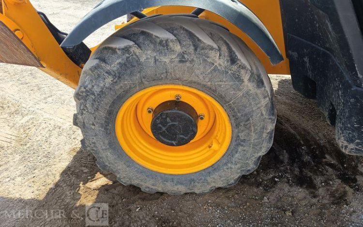 JCB CHARIOT TELESCOPIQUE 535V125 – DIESEL –  3,5 T – 12,27 M – 2226 HEURES – AN 2018  34358