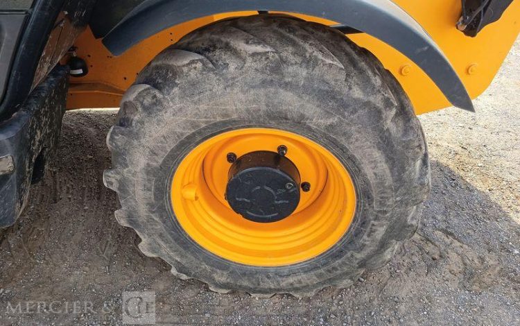 JCB CHARIOT TELESCOPIQUE 535V125 – DIESEL –  3,5 T – 12,27 M – 2226 HEURES – AN 2018  34358