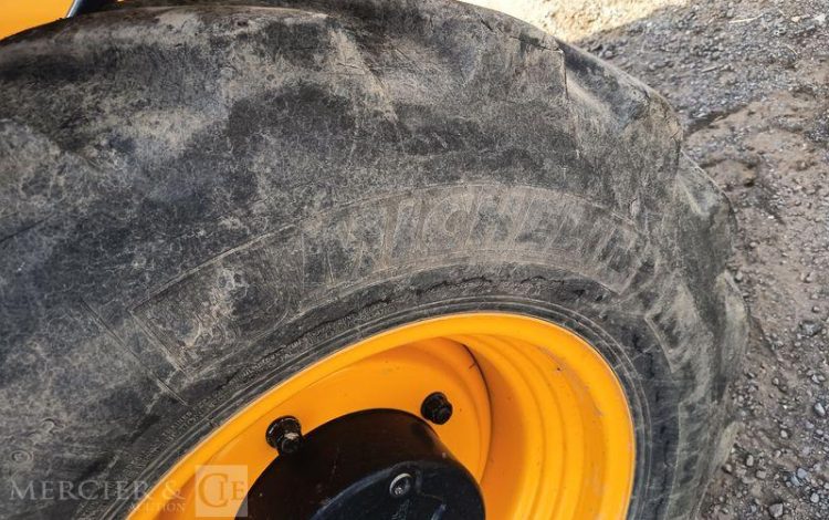 JCB CHARIOT TELESCOPIQUE 535V125 – DIESEL –  3,5 T – 12,27 M – 2226 HEURES – AN 2018  34358