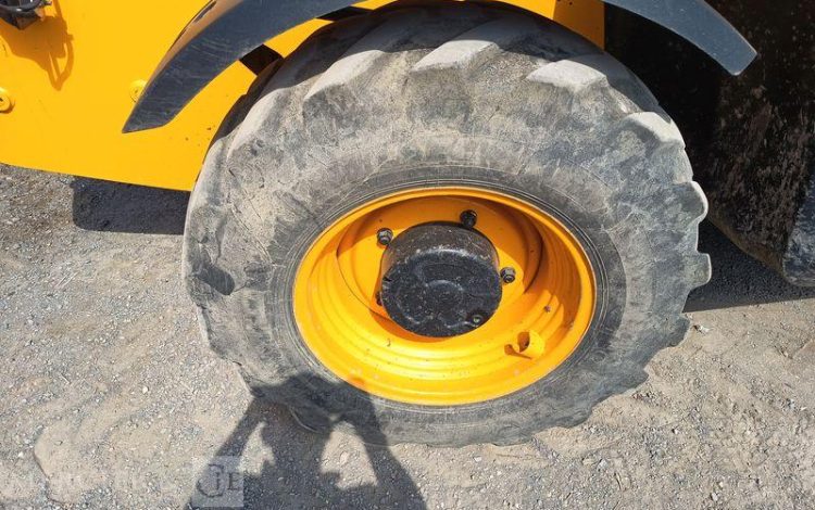 JCB CHARIOT TELESCOPIQUE 535V125 – DIESEL –  3,5 T – 12,27 M – 2226 HEURES – AN 2018  34358