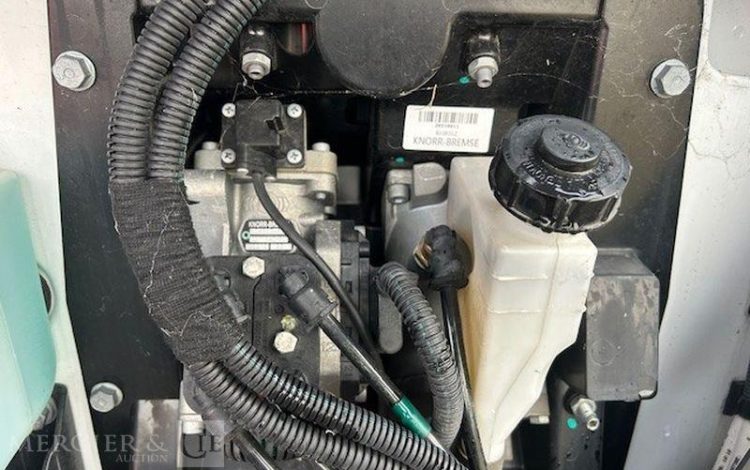 IVECO NACELLE EUROCARGO 160-210 GNV – EN DESIGNATION BLANC GS-906-TW