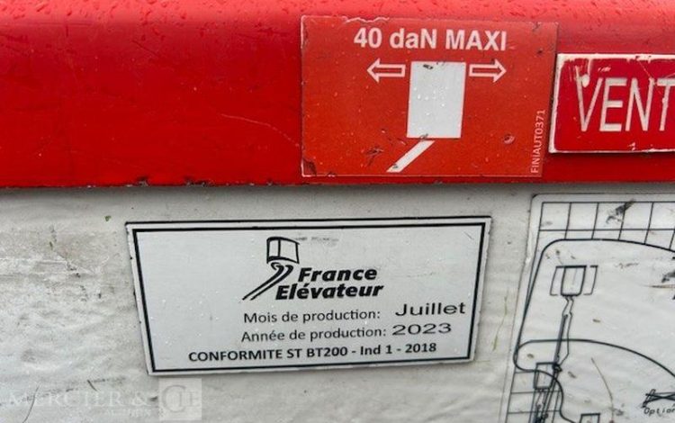 IVECO NACELLE EUROCARGO 160-210 GNV – EN DESIGNATION BLANC GS-906-TW