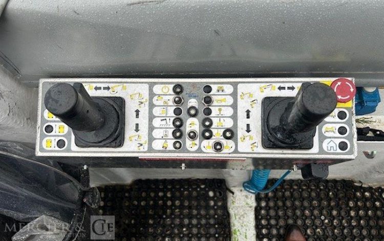 IVECO NACELLE EUROCARGO 160-210 GNV – EN DESIGNATION BLANC GS-906-TW