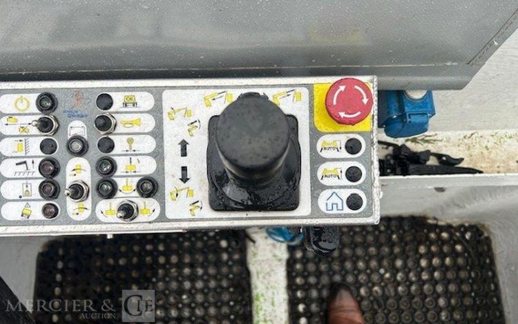 IVECO NACELLE EUROCARGO 160-210 GNV – EN DESIGNATION BLANC GS-906-TW