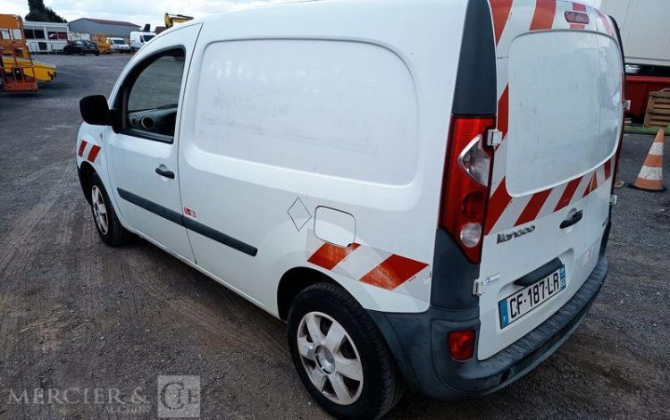 RENAULT KANGOO II EXPRESS 1.5 DCI 90 CH EXTRA – DIESEL – 159496 KMS – ANNEE 2012 BLANC CF-187-LR