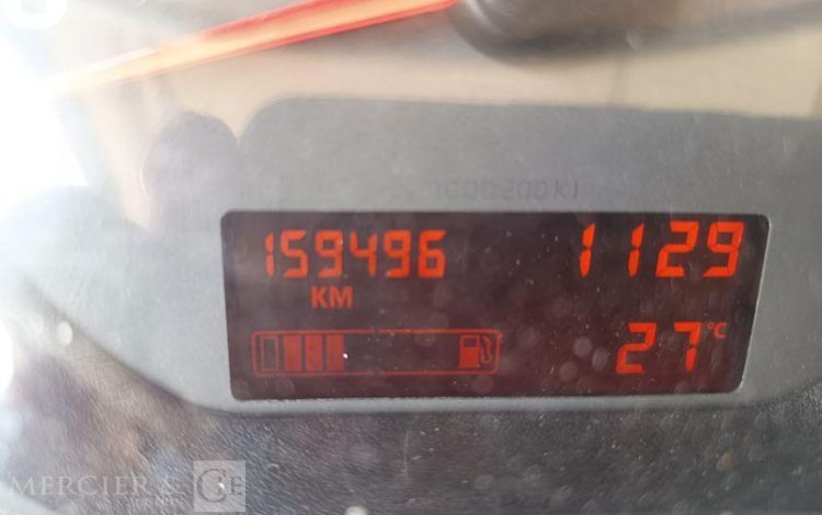 RENAULT KANGOO II EXPRESS 1.5 DCI 90 CH EXTRA – DIESEL – 159496 KMS – ANNEE 2012 BLANC CF-187-LR