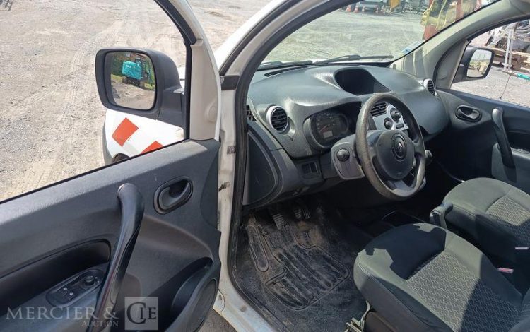 RENAULT KANGOO II EXPRESS 1.5 DCI 90 CH EXTRA – DIESEL – 159496 KMS – ANNEE 2012 BLANC CF-187-LR
