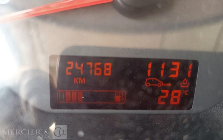 RENAULT KANGOO II EXPRESS 1.5 DCI 90 CH EXTRA – DIESEL – 159496 KMS – ANNEE 2012 BLANC CF-187-LR