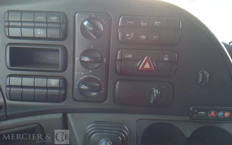 MERCEDES ACTROS 1844 – 4X2  – PTAC 19T  CG-722-NB