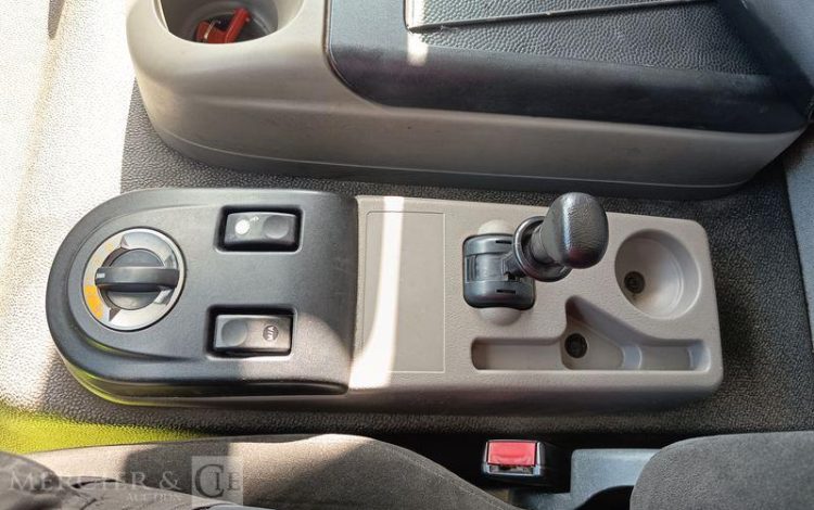 DAF LF55 AVEC HAYON BLANC CH-609-TV