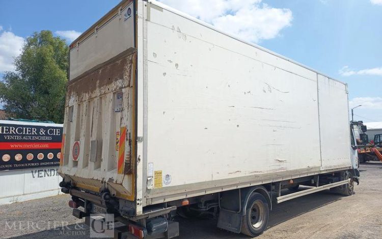 DAF LF45 AVEC HAYON  CH-945-BW