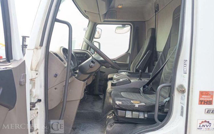 DAF LF45 AVEC HAYON  CH-945-BW