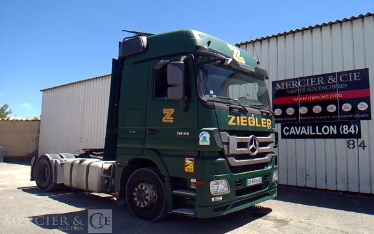 MERCEDES ACTROS 1844 – 4X2 – PTAC 17T990  CK-873-LQ