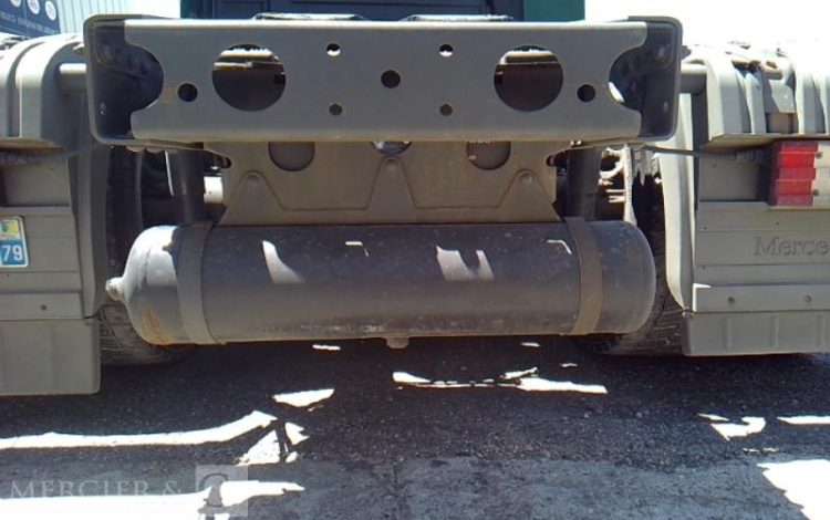 MERCEDES ACTROS 1844 – 4X2 – PTAC 17T990  CK-873-LQ