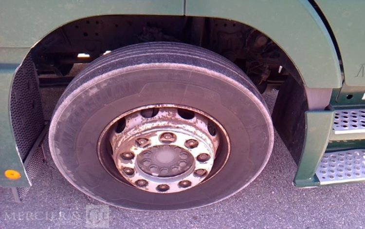 MERCEDES ACTROS 1844 – 4X2 – PTAC 17T990  CK-873-LQ