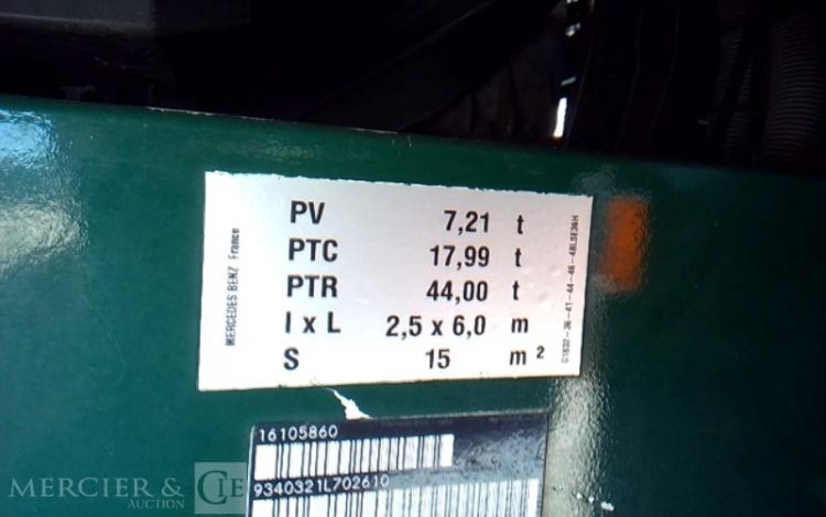 MERCEDES ACTROS 1844 – 4X2 – PTAC 17T990  CK-873-LQ