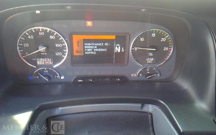 MERCEDES ACTROS 1844 – 4X2 – PTAC 17T990  CK-873-LQ