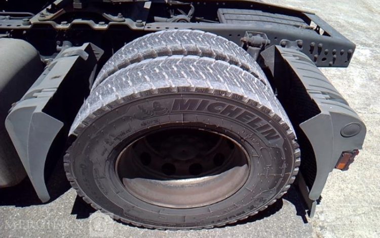 MERCEDES ACTROS 1844 – 4X2 – PTAC 17T990  CK-873-LQ