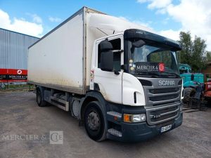 SCANIA PORTEUR P310 AVEC HAYON – PTAC : 19 TONNES – DIESEL – 713194 KMS – ANNEE 2013 BLANC CS-403-RV