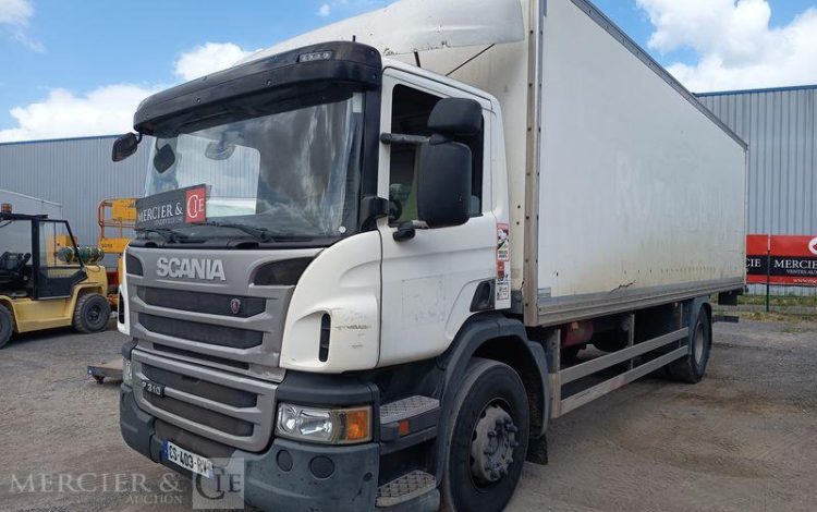 SCANIA PORTEUR P310 AVEC HAYON – PTAC : 19 TONNES – DIESEL – 713194 KMS – ANNEE 2013 BLANC CS-403-RV
