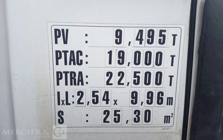 SCANIA PORTEUR P310 AVEC HAYON – PTAC : 19 TONNES – DIESEL – 713194 KMS – ANNEE 2013 BLANC CS-403-RV