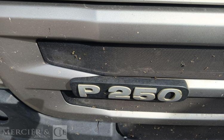 SCANIA PORTEUR P250 AVEC HAYON – PTAC : 19 TONNES – DIESEL – 482656 KMS – ANNEE 2014 BLANC DE-148-TN
