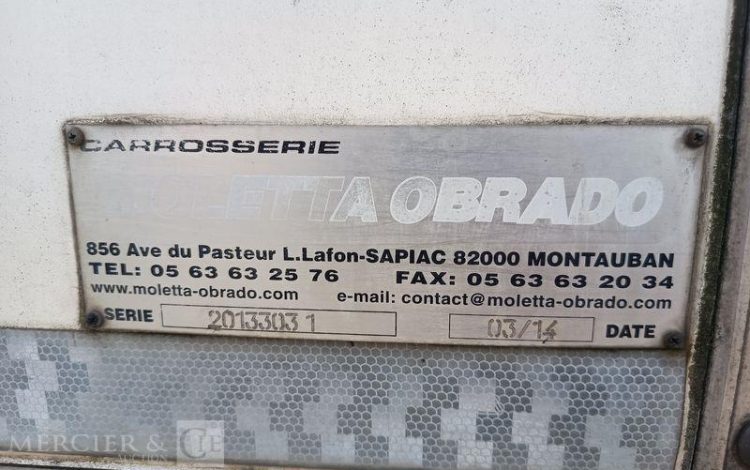 SCANIA PORTEUR P250 AVEC HAYON – PTAC : 19 TONNES – DIESEL – 503668 KMS – ANNEE 2014 BLANC DE-228-TN