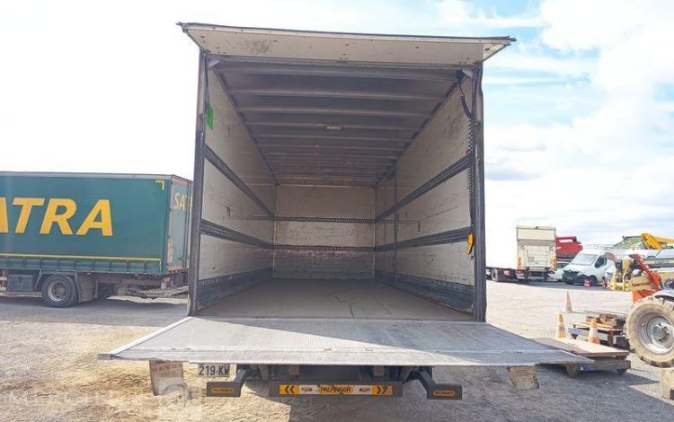 DAF LF 200 AVEC HAYON  DH-219-KW