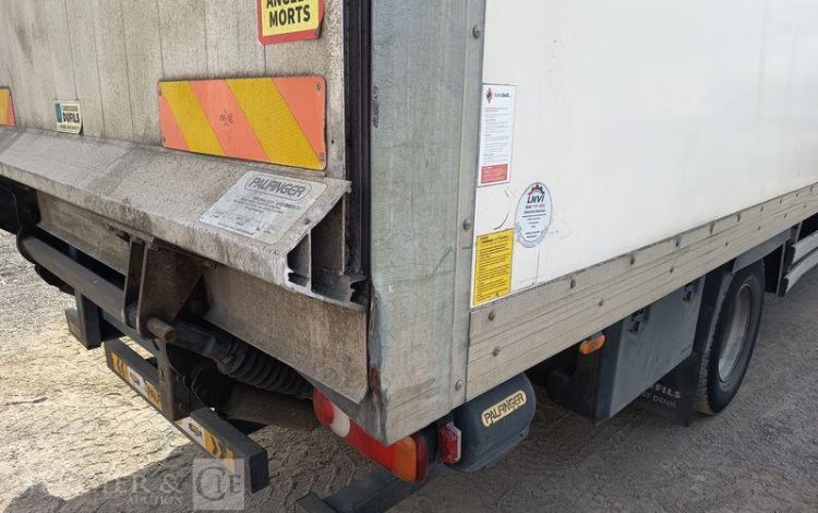 DAF LF 200 AVEC HAYON  DH-219-KW