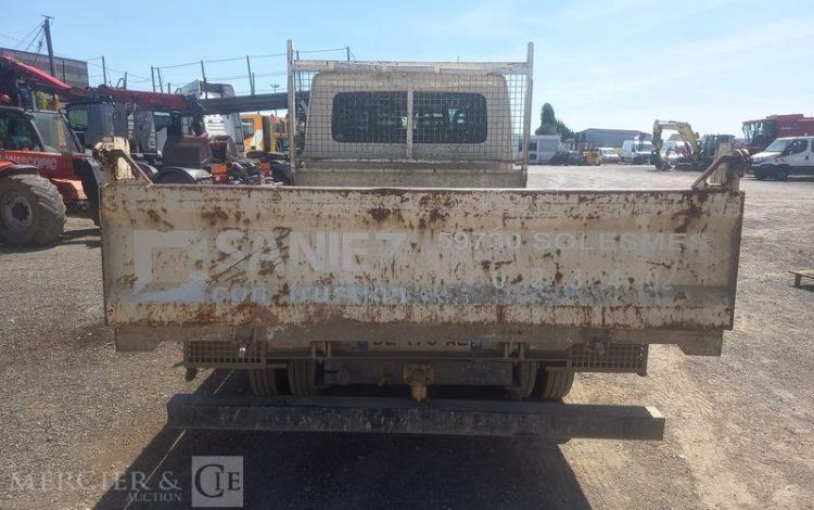 IVECO DAILY 35C15 DOUBLE CABINE AVEC BENNE – DIESEL – 229935 KMS – ANNEE BLANC DL-178-AL