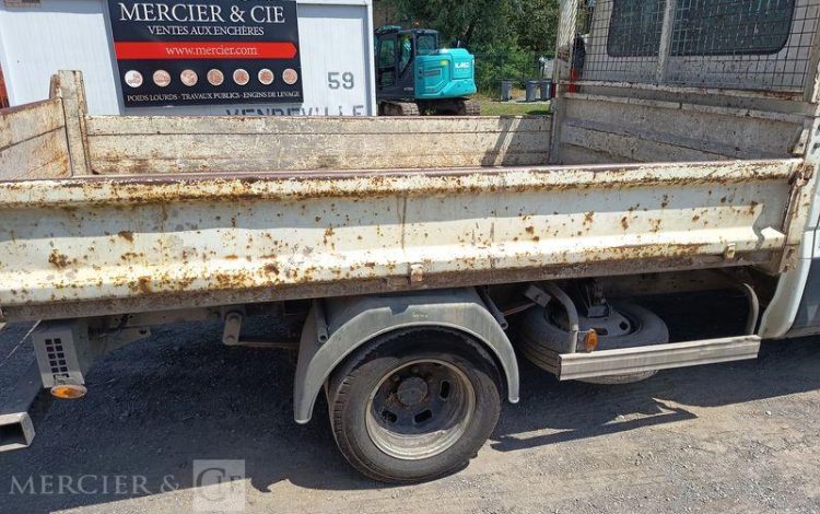 IVECO DAILY 35C15 DOUBLE CABINE AVEC BENNE – DIESEL – 229935 KMS – ANNEE BLANC DL-178-AL