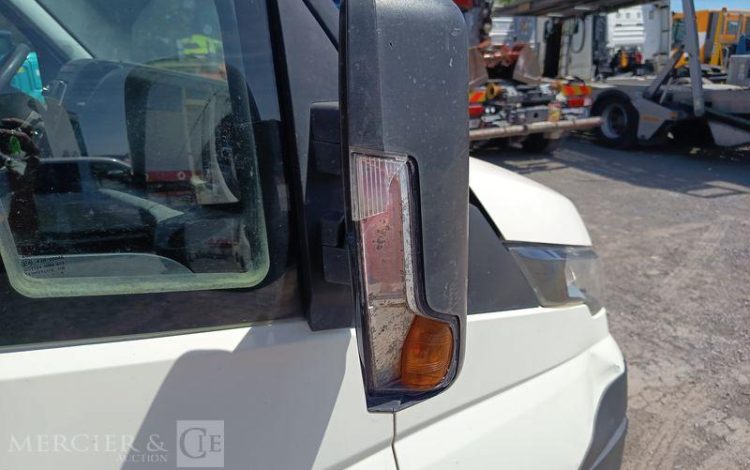 IVECO DAILY 35C15 DOUBLE CABINE AVEC BENNE – DIESEL – 229935 KMS – ANNEE BLANC DL-178-AL