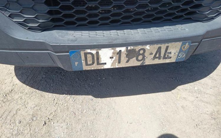 IVECO DAILY 35C15 DOUBLE CABINE AVEC BENNE – DIESEL – 229935 KMS – ANNEE BLANC DL-178-AL