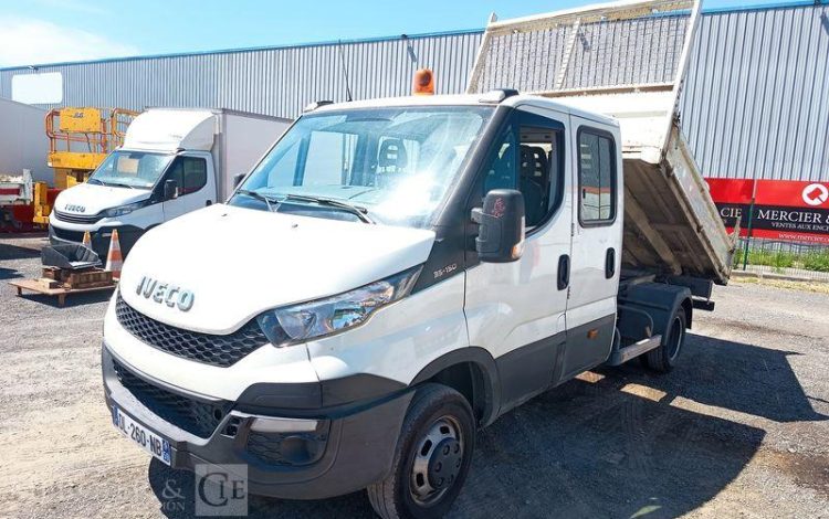 IVECO DAILY 35C15 DOUBLE CABINNE AVEC BENNE – DIESEL – 195969 KMS – ANNEE BLANC DL-260-NB