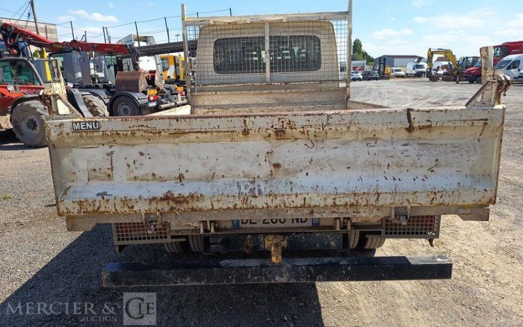 IVECO DAILY 35C15 DOUBLE CABINNE AVEC BENNE – DIESEL – 195969 KMS – ANNEE BLANC DL-260-NB