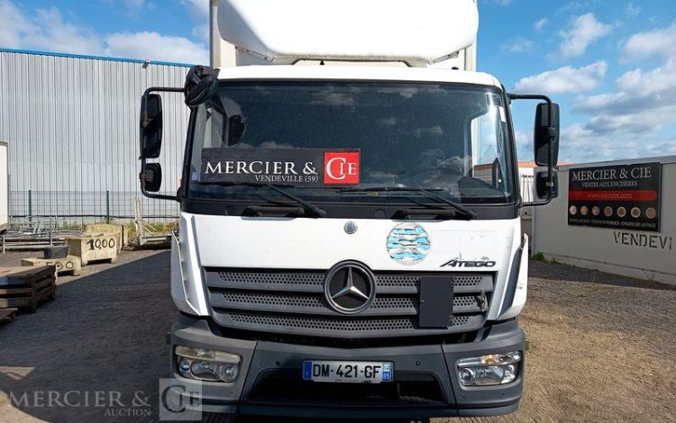 MERCEDES ATEGO AVEC HAYON  DM-421-GF
