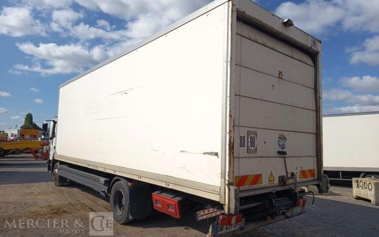 MERCEDES ATEGO AVEC HAYON  DM-421-GF