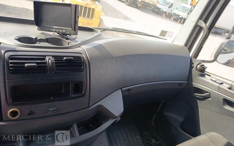 MERCEDES ATEGO AVEC HAYON  DM-421-GF