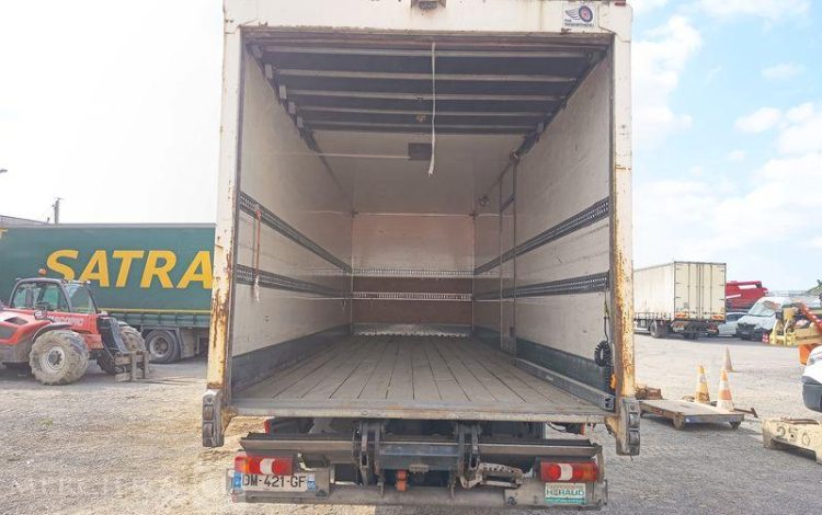 MERCEDES ATEGO AVEC HAYON  DM-421-GF