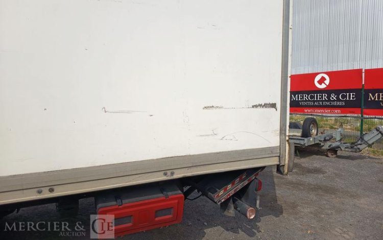MERCEDES ATEGO AVEC HAYON  DM-421-GF