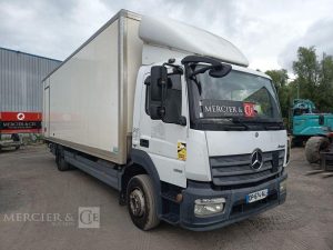 MERCEDES ATEGO AVEC HAYON  DP-674-AL
