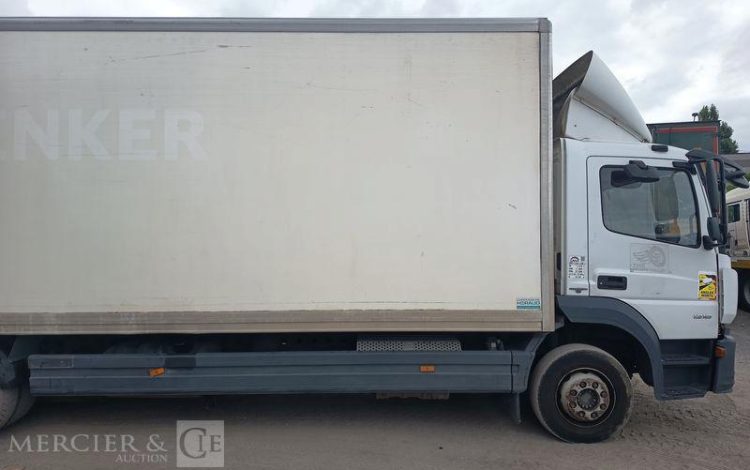 MERCEDES ATEGO AVEC HAYON  DP-674-AL
