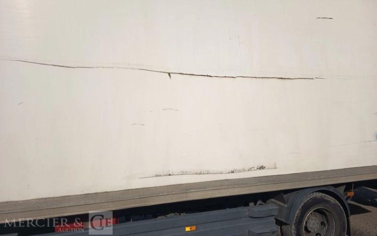 MERCEDES ATEGO AVEC HAYON  DP-674-AL